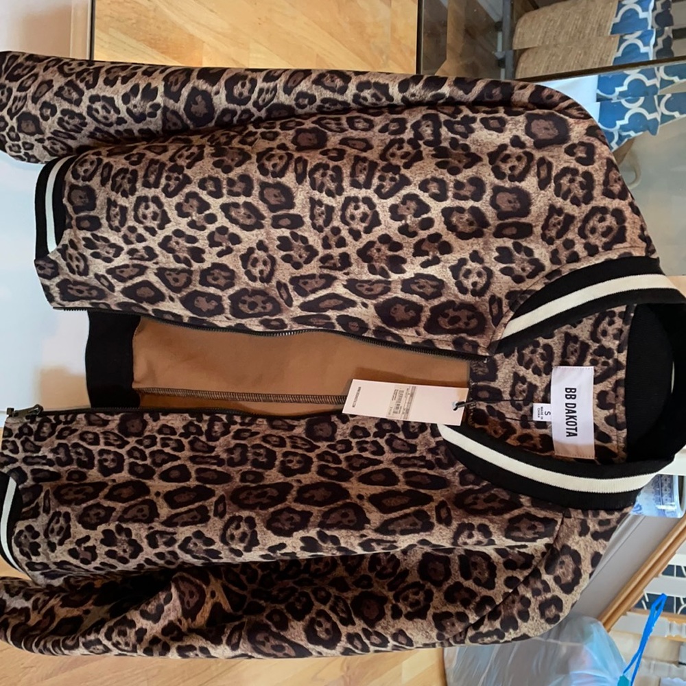 NWT BB Dakota leopard jacket, small